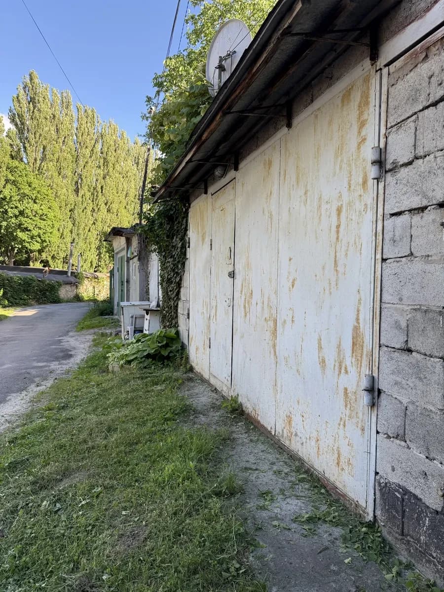Ділянка 5,5 соток, Святошинський: 2 гаражі, закритий кооператив - фото 4