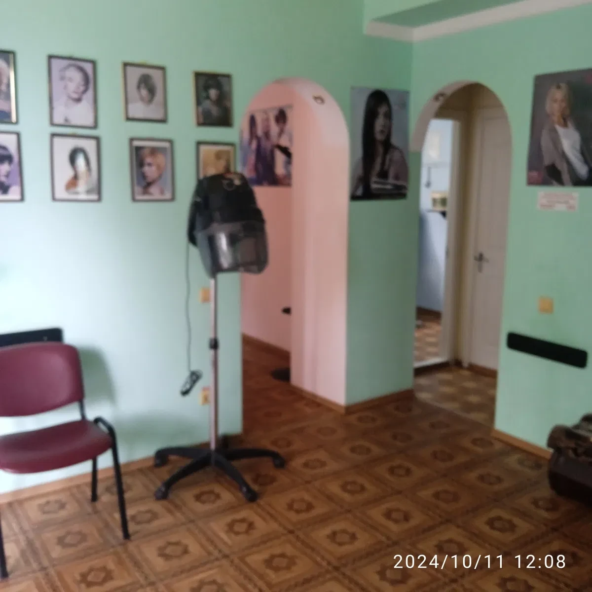 Перукарня, Подільський: перша лінія, 3 окремі зали - фото 2