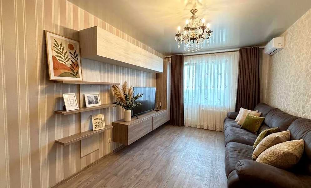 3-кімнатна квартира, Деснянський: вид на зелене поле, 3 кондиціонери - фото 3