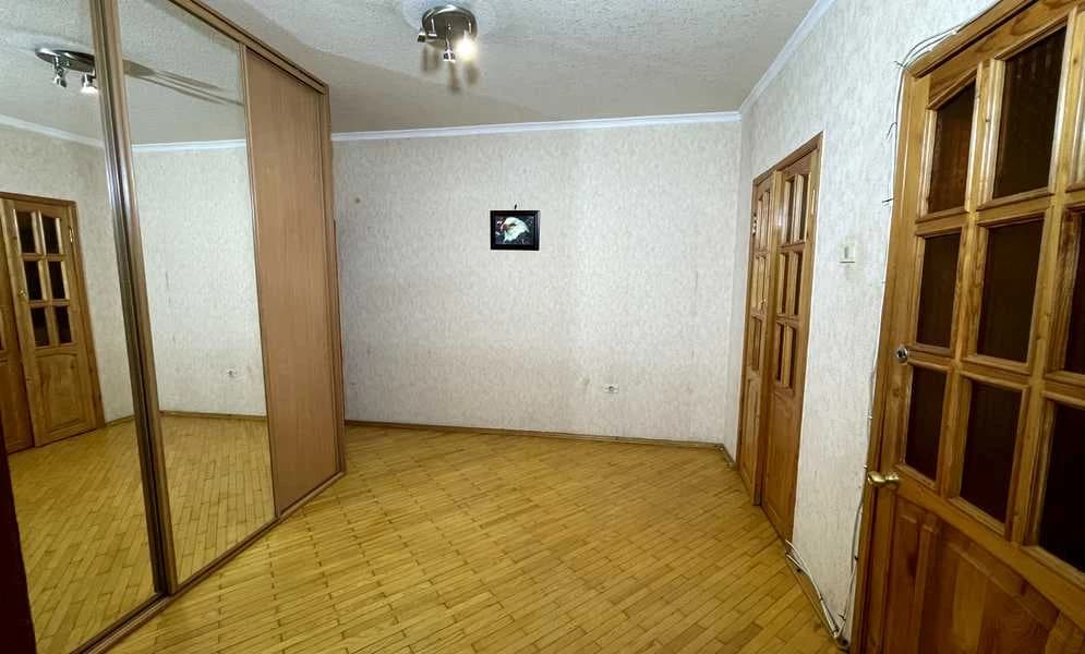 3-кімнатна квартира, Дарницький: метро Осокорки 5 хв, ТЦ River Mall - фото 3