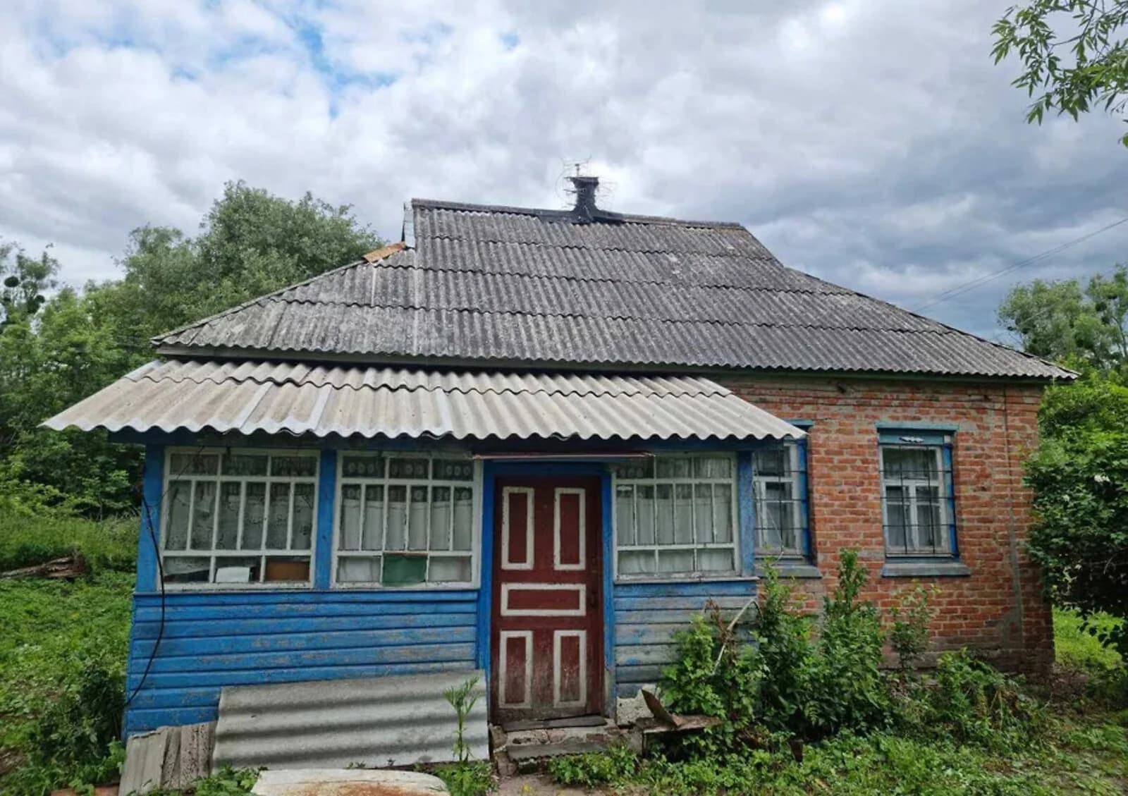 Будинок, Писарівщина: веранда, криниця, сад і город - фото 1