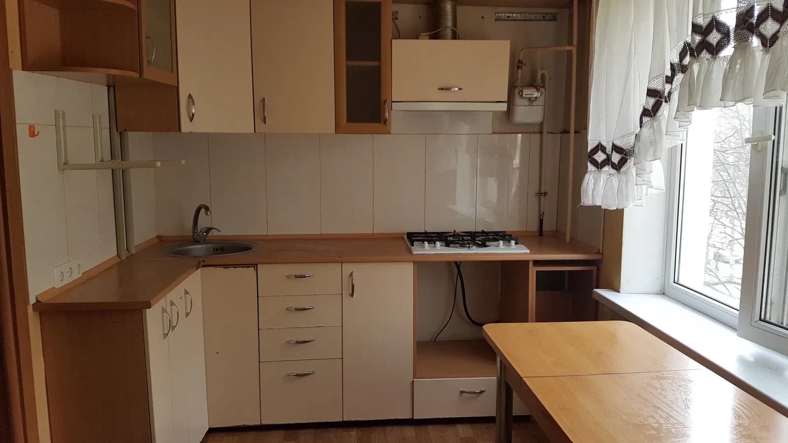 2-кімнатна квартира, Олександрівський: меблі й техніка
