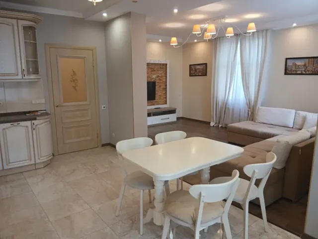 2-кімнатна квартира, Позняки: ДБЖ, вода і тепло без світла, метро 7 хв - фото 3