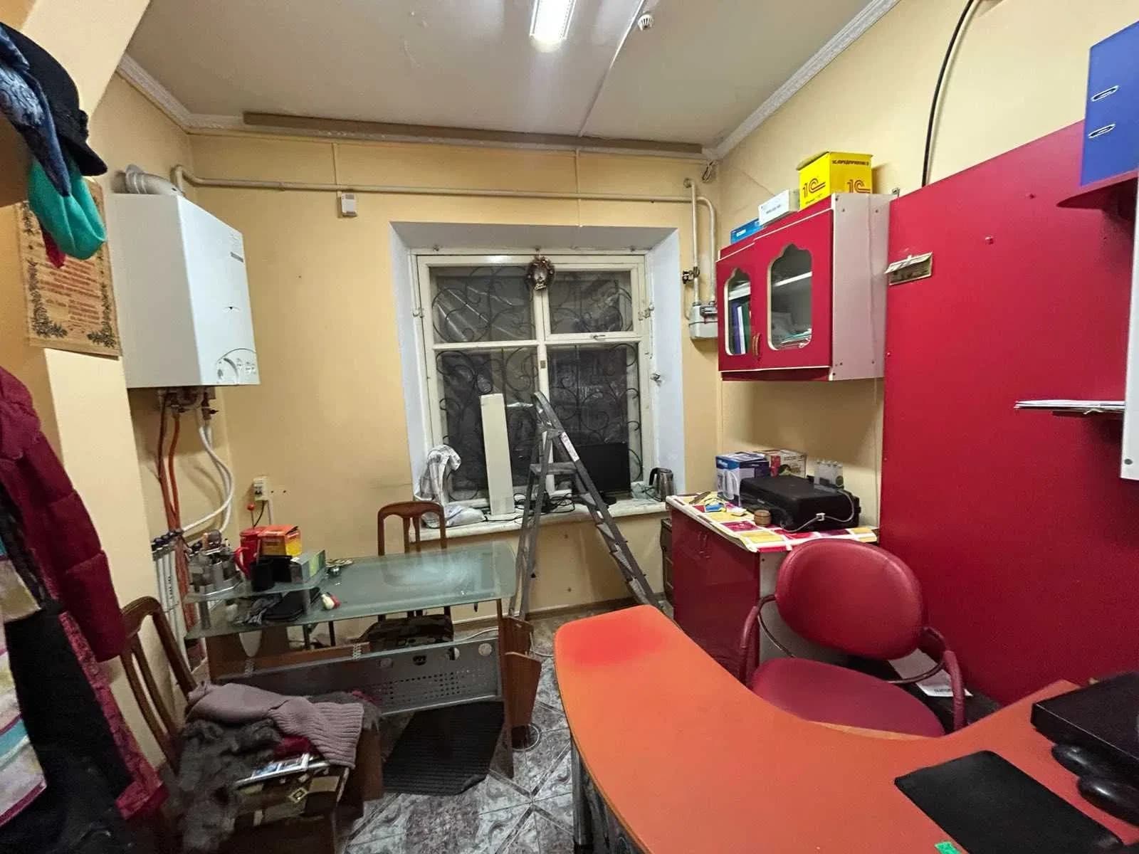Приміщення, вулиця Київська: фасадне, косметичний ремонт, паркомісця - фото 4