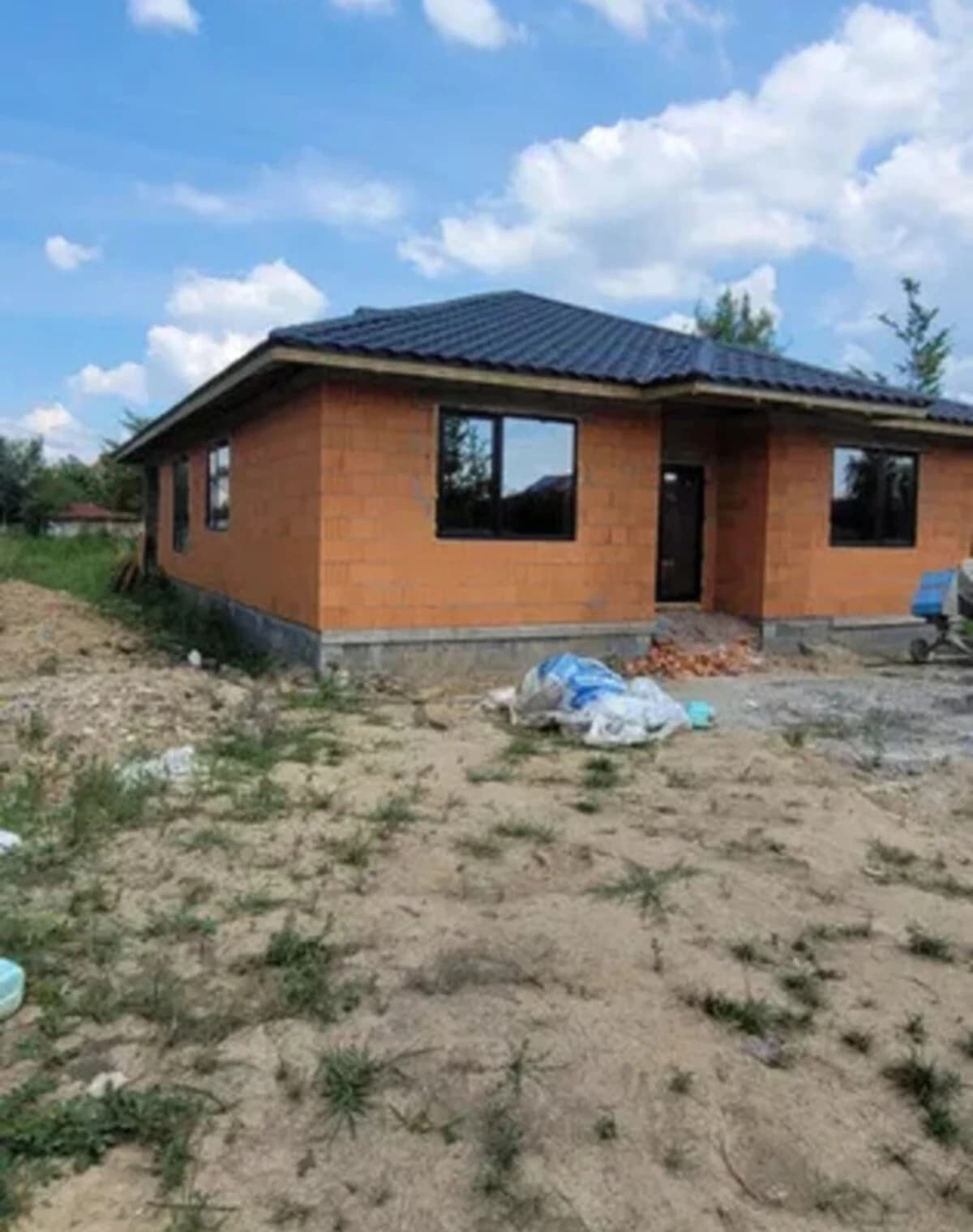 Будинок на Замковій: тераса, гардероб - фото 5