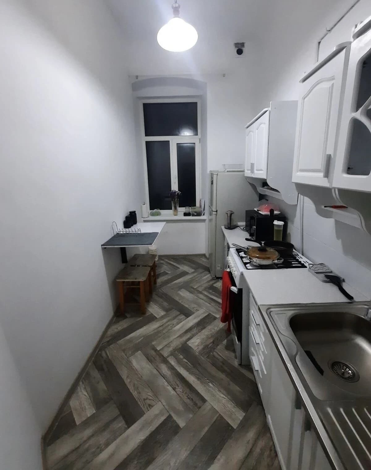 2-кімнатна квартира, Шевченківський: євроремонт, тепло і вода без світла - фото 1