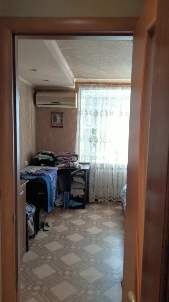 Гостинка, 40 років: підігрів підлоги, торг - фото 2