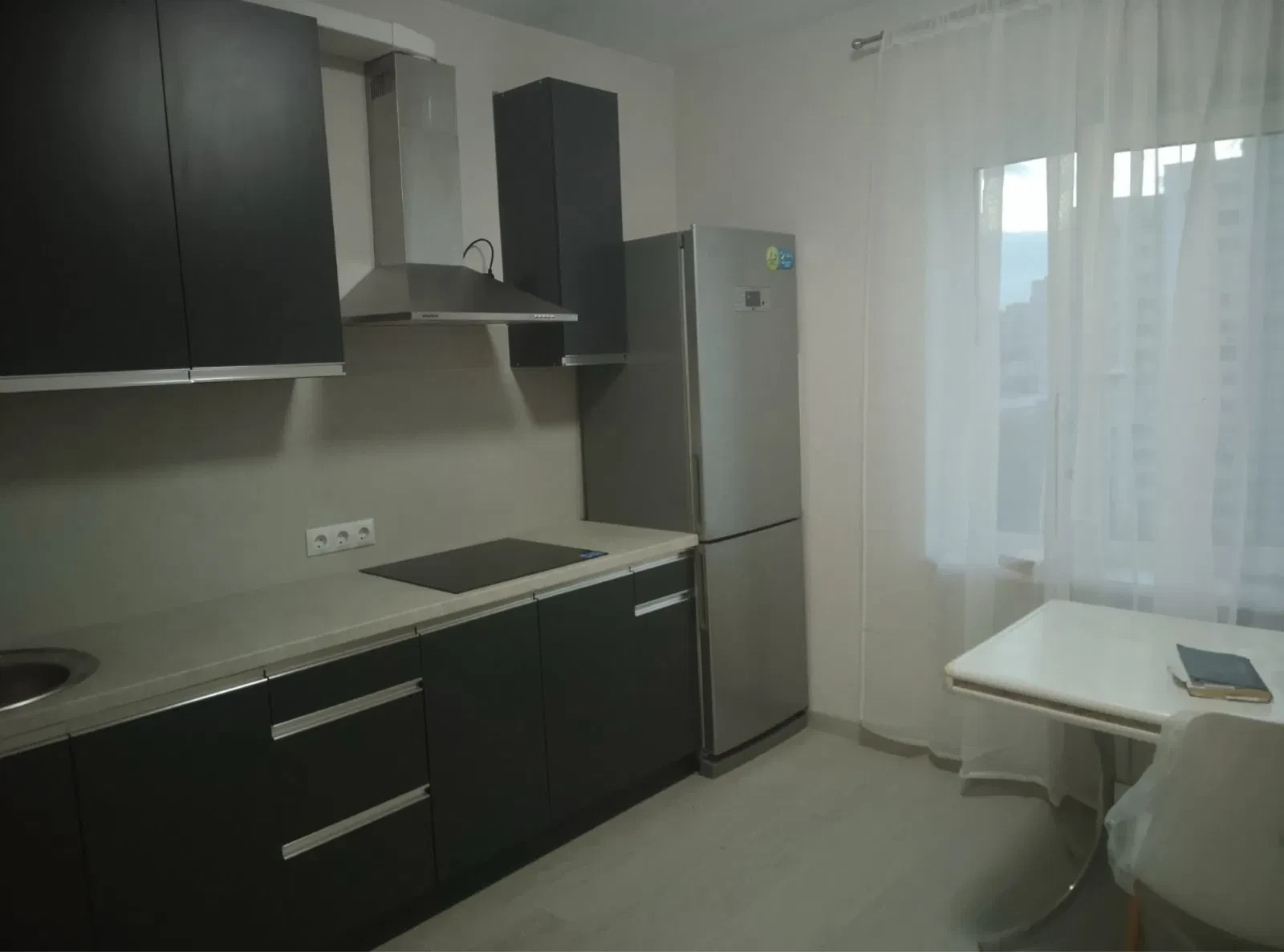 1-кімнатна квартира, Дарницький: вода й опалення без світла - фото 2