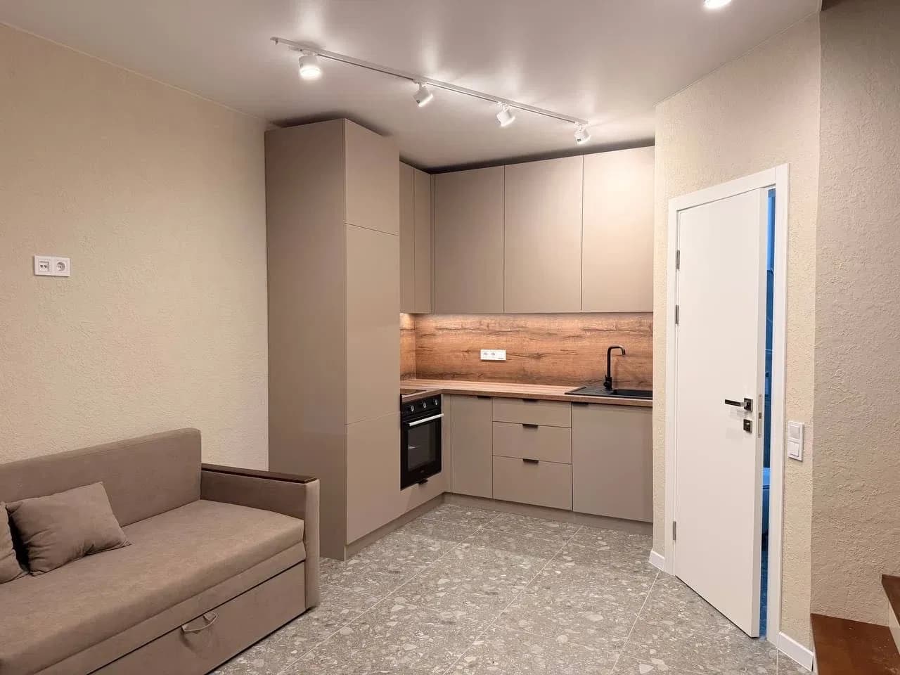 Таунхаус, Білогородка: двір 20 м², паркінг, єОселя - фото 5