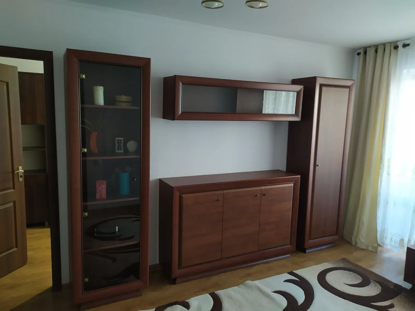 2-кімнатна квартира, Нововолинськ: євроремонт, утеплена, біля суду - фото 1