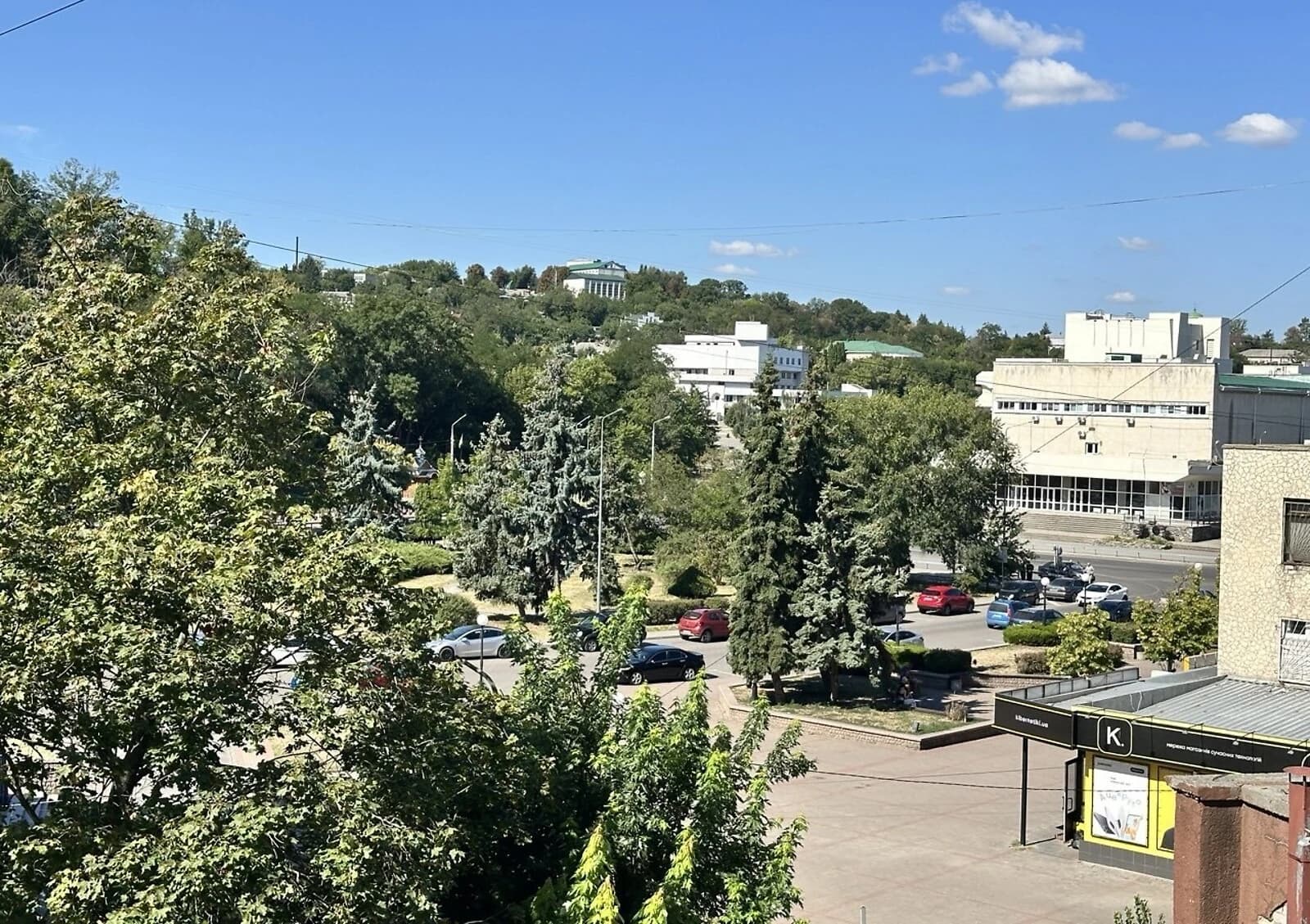 4-кімнатна квартира, Канів: без меблів, потребує ремонту - фото 3