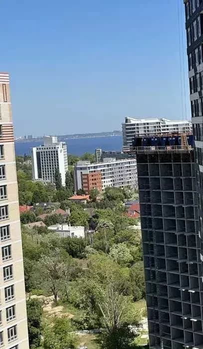 3-кімнатна квартира у ЖК 51 Жемчужина: авторський ремонт, балкон - фото 4