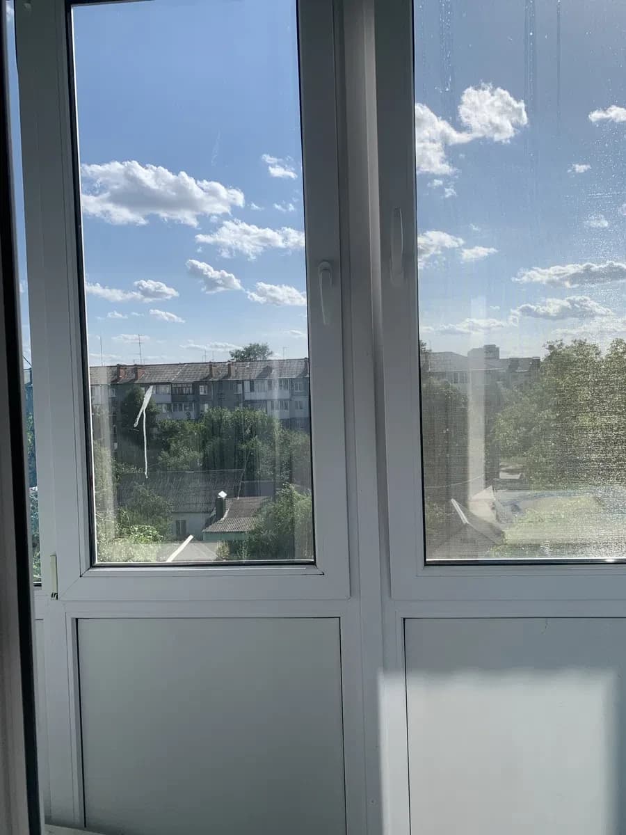 2-кімнатна квартира, Путятинка: центр, район ТЦ Ашан, суміжні кімнати - фото 4