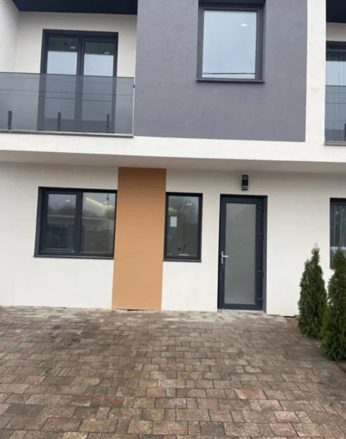 Будинок, Компотний: ділянка 50 м², 2 санвузли, свердловина - фото 1