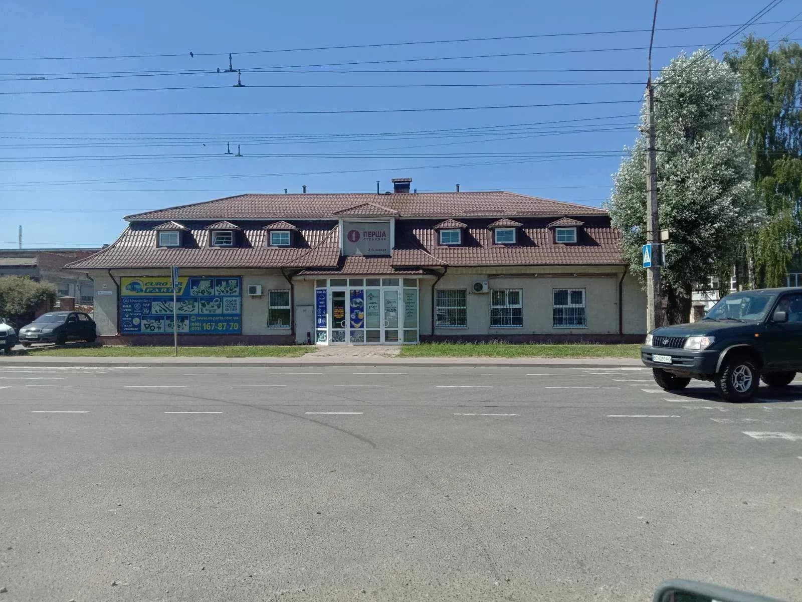 Офіс, Промавтоматика: фасадна будівля, паркувальне місце - фото 1