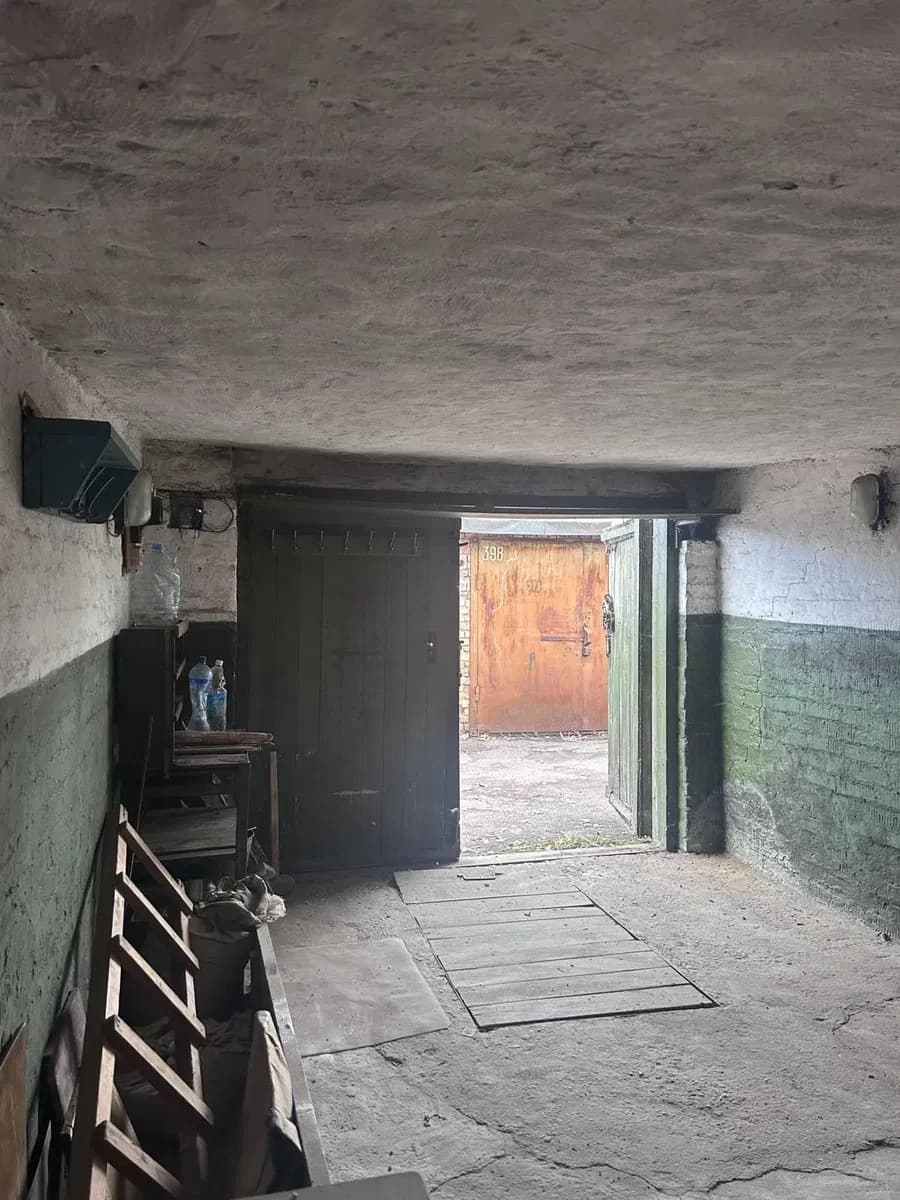 Гараж, Долгинцевський: біля автовокзалу, яма і погріб - фото 3