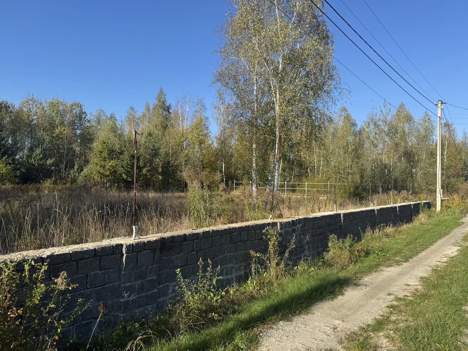 Ділянка 12 соток, Тетерівка: водойма поруч, фундамент під паркан - фото 1