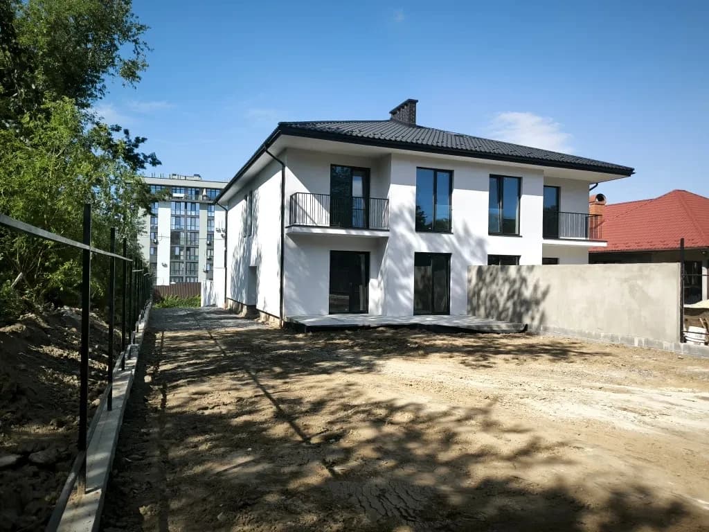 Котедж, нижня Червениця: тераса 7 × 4 м, мансардний поверх - фото 2