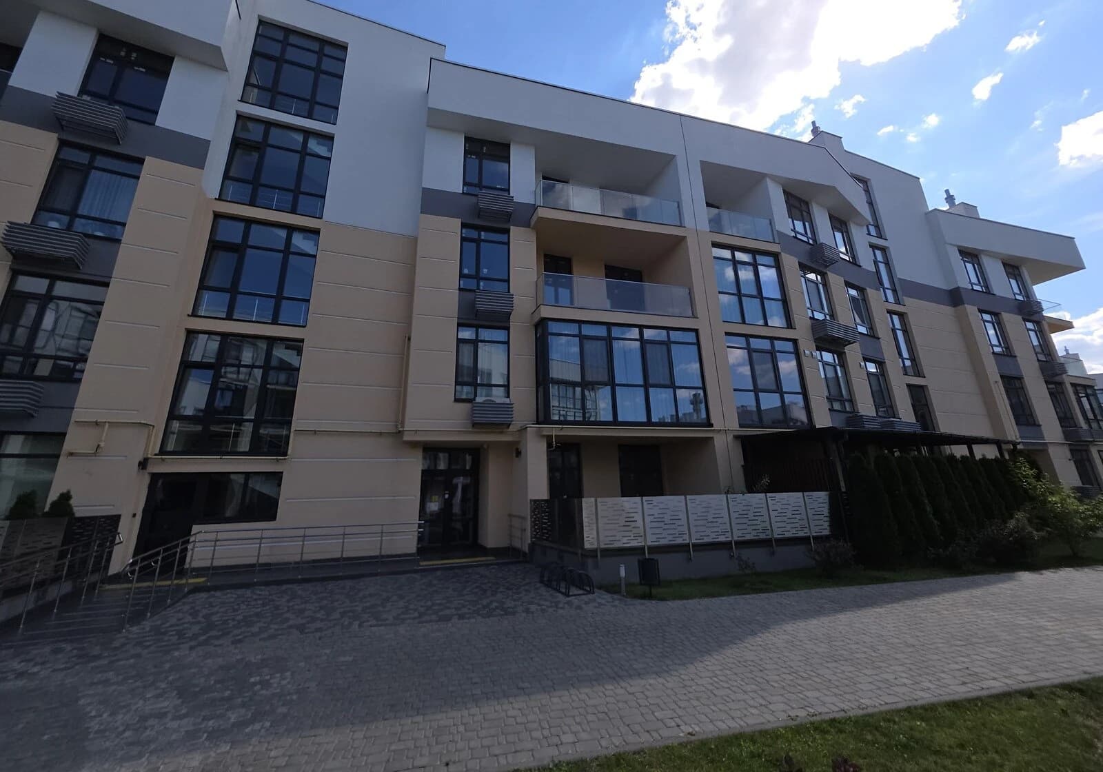 3-кімнатна квартира, Оболонський: новобудова, укриття в будинку, без меблів