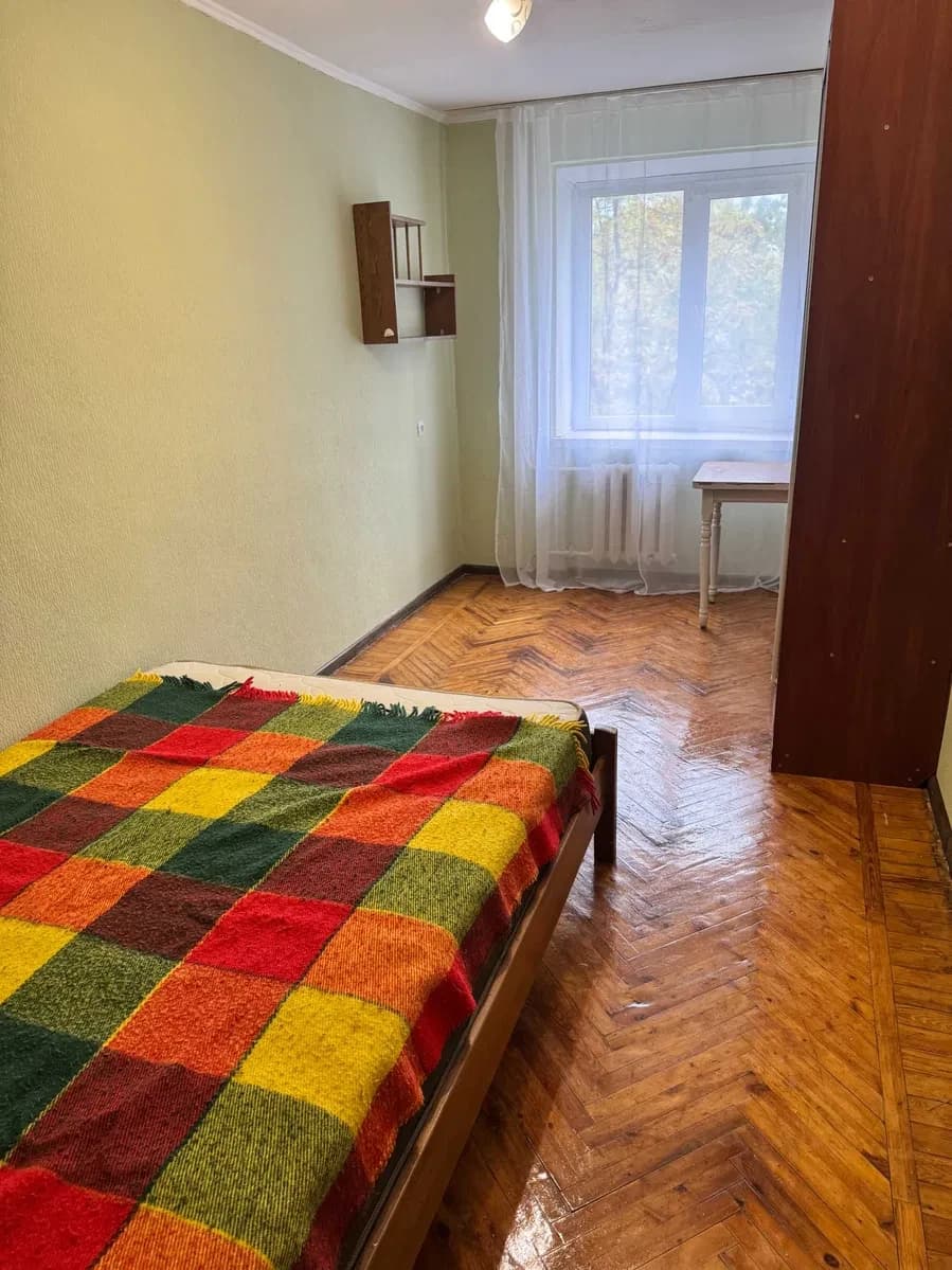 2-кімнатна квартира, Слобідський: косметичний ремонт, тихий двір, стадіон поруч - фото 3