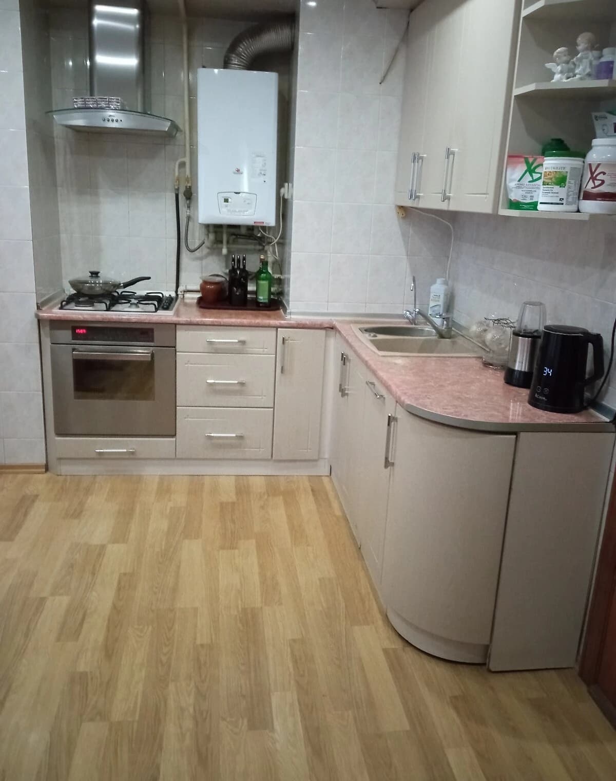 Кімната, Приморський: вода і газ без світла, мансарда - фото 3