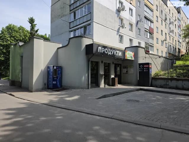 Приміщення, Південно-Західний: під магазин, фасадне, новий ремонт