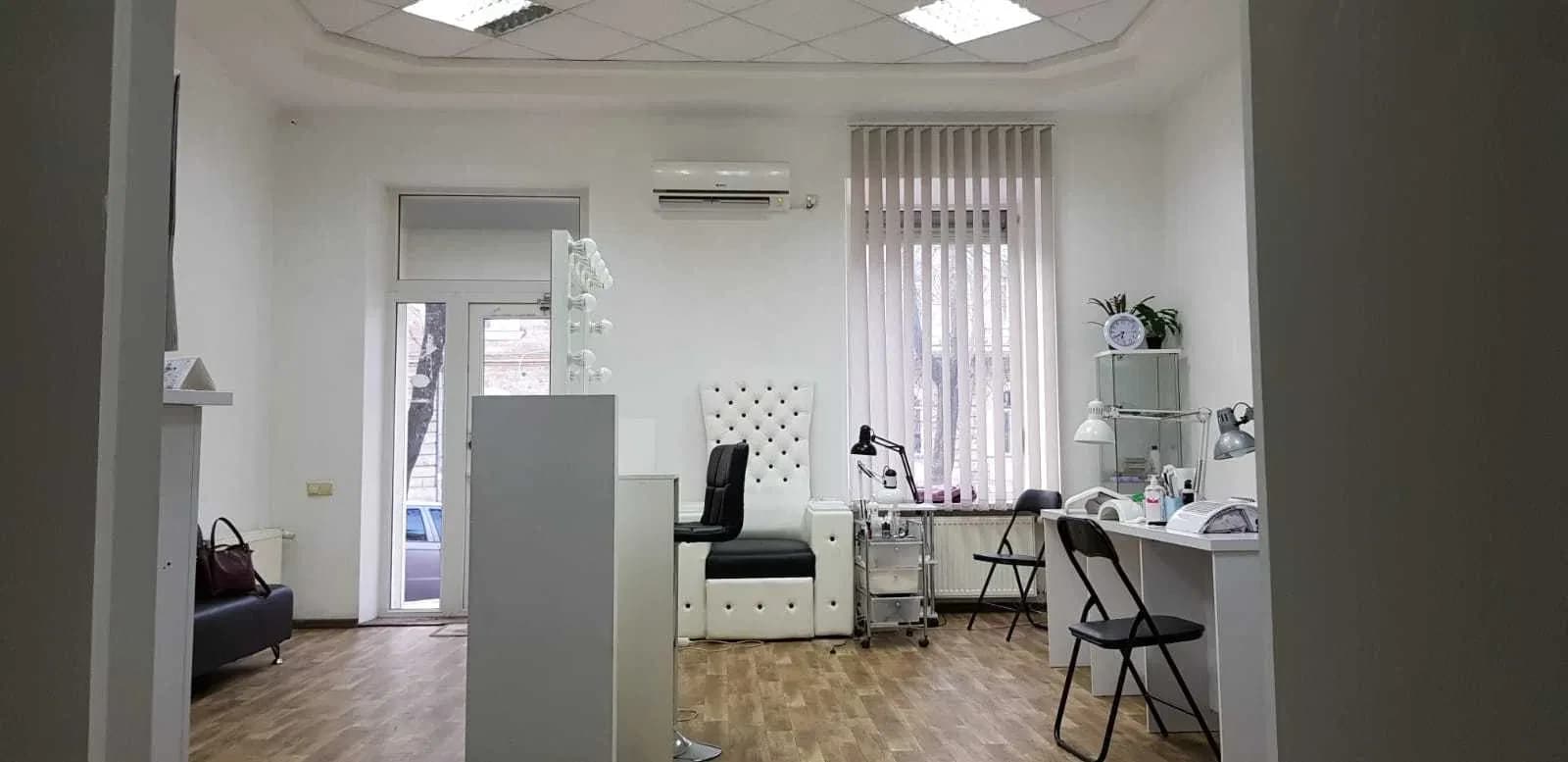 Приміщення, Приморський: фасадне, центр міста, 5 хв до Дерибасівської - фото 4