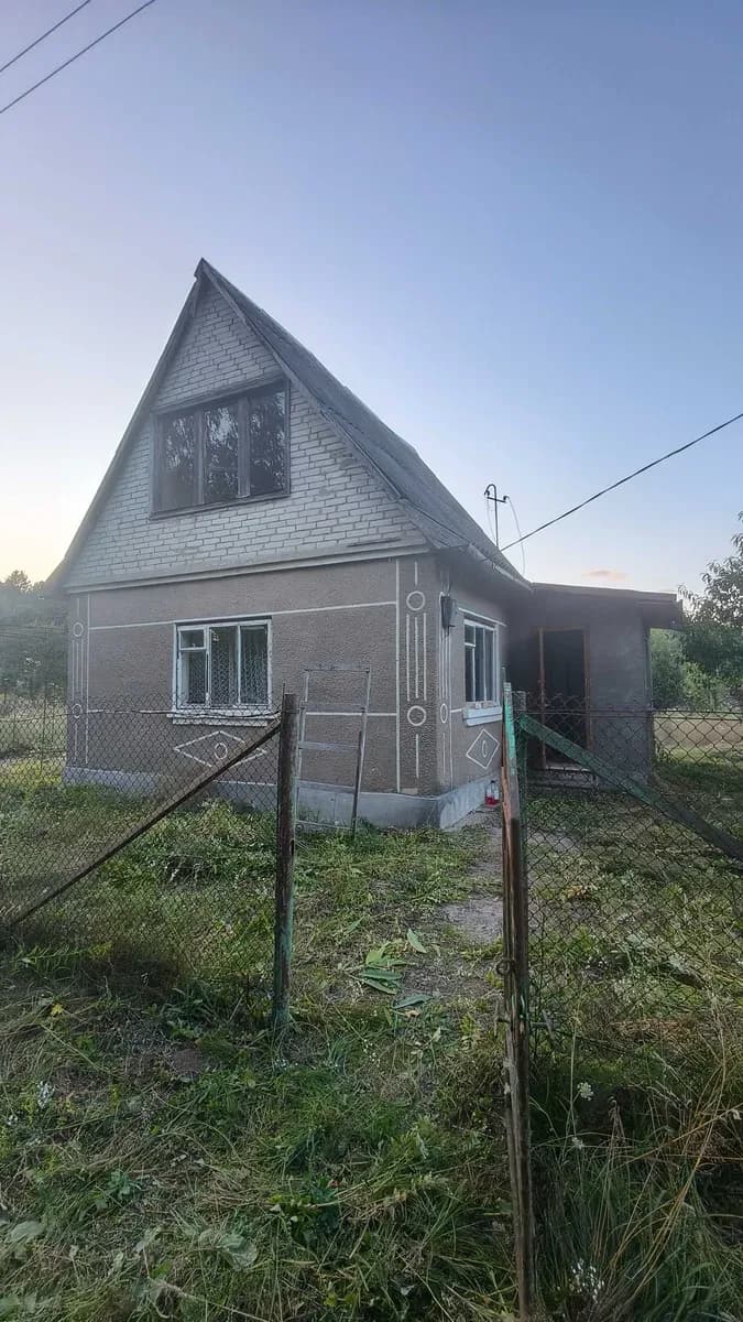 Дача, Веснянка: сезонна вода, приватизовані будинок і ділянка - фото 3