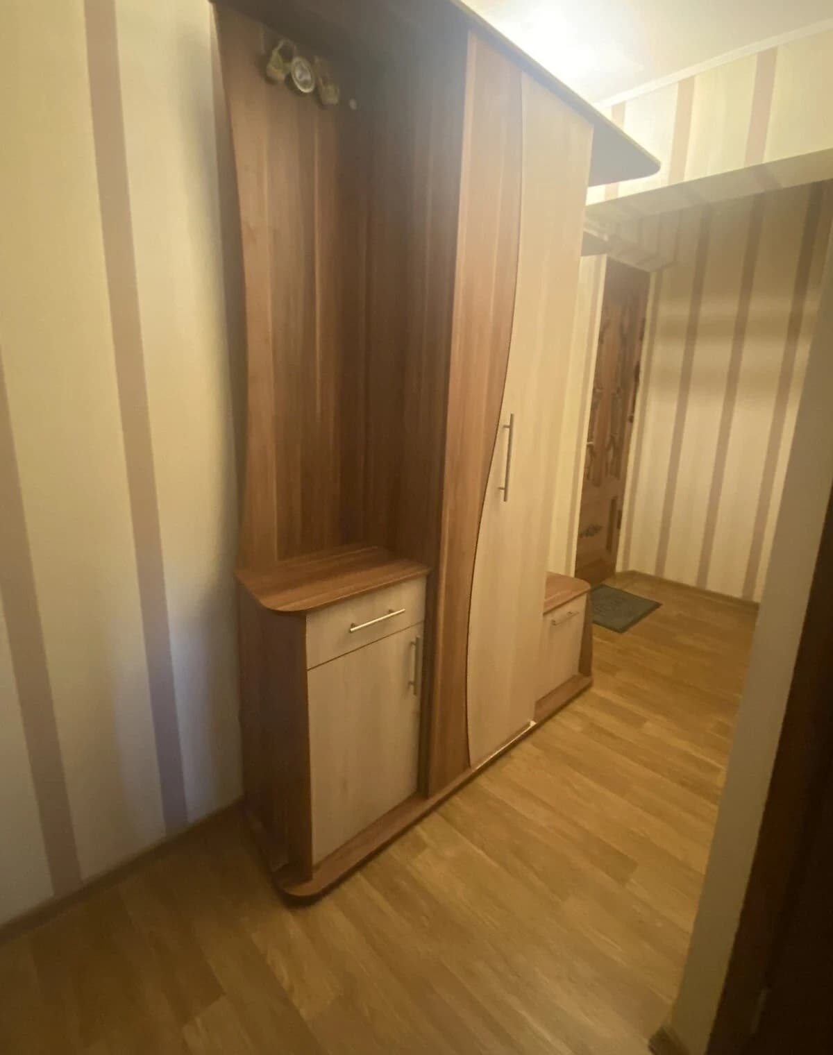 1-кімнатна квартира, Робоча: цегляні стіни, балкон або лоджія - фото 2