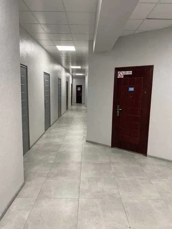 Офіс, Фастів: бізнес-центр, кабінетний тип, кондиціонер - фото 1