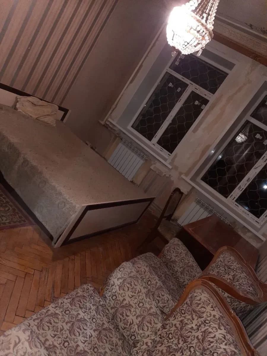 3-кімнатна квартира, Шевченківський: сталінка, метро Університет - фото 4