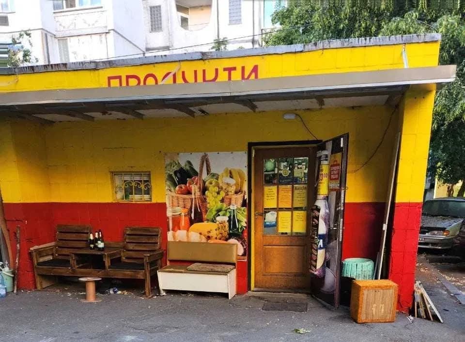 Приміщення, Подільський: власний вхід, не МАФ, світло є