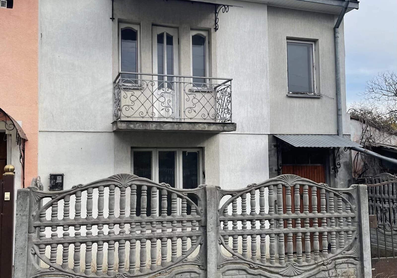 Таунхаус, Личаківський: 3 спальні, 1 сотка, цегляні стіни - фото 1