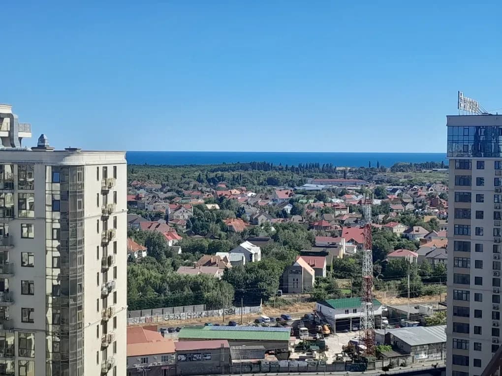 Євродвушка у ЖК 15 жемчуж.-а: вид на море, генератор - фото 1