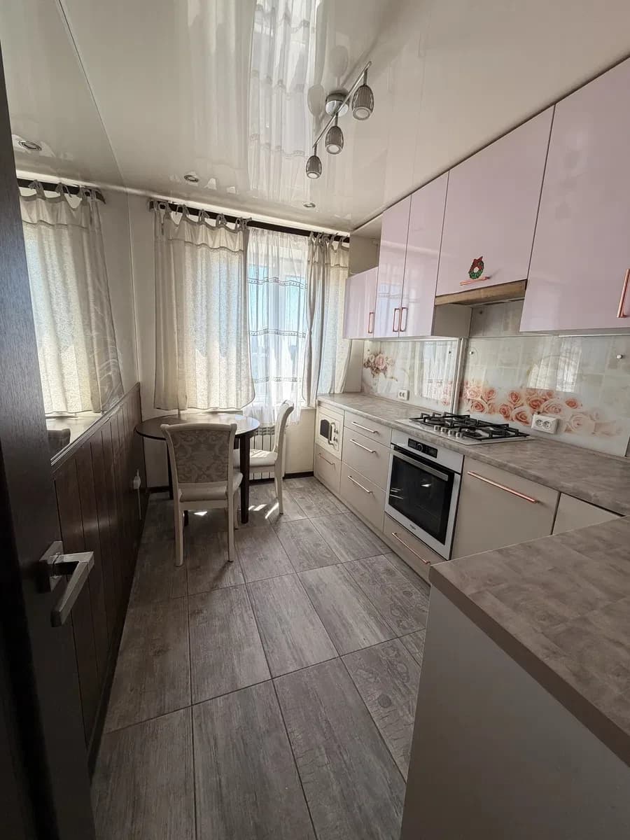 3-кімнатна квартира, Індустріальний: євроремонт, можна з котиком - фото 1