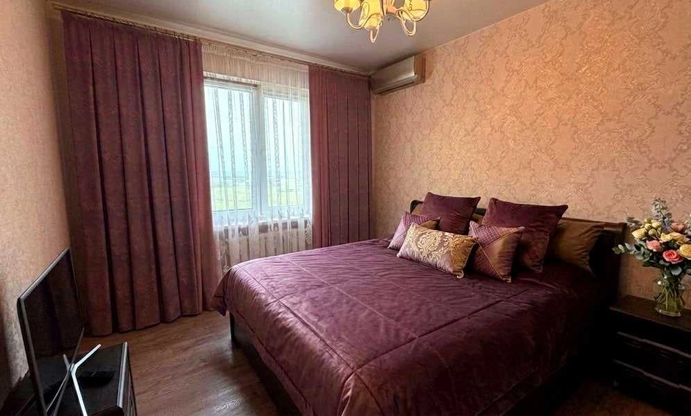 3-кімнатна квартира, Деснянський: вид на зелене поле, 3 кондиціонери - фото 2