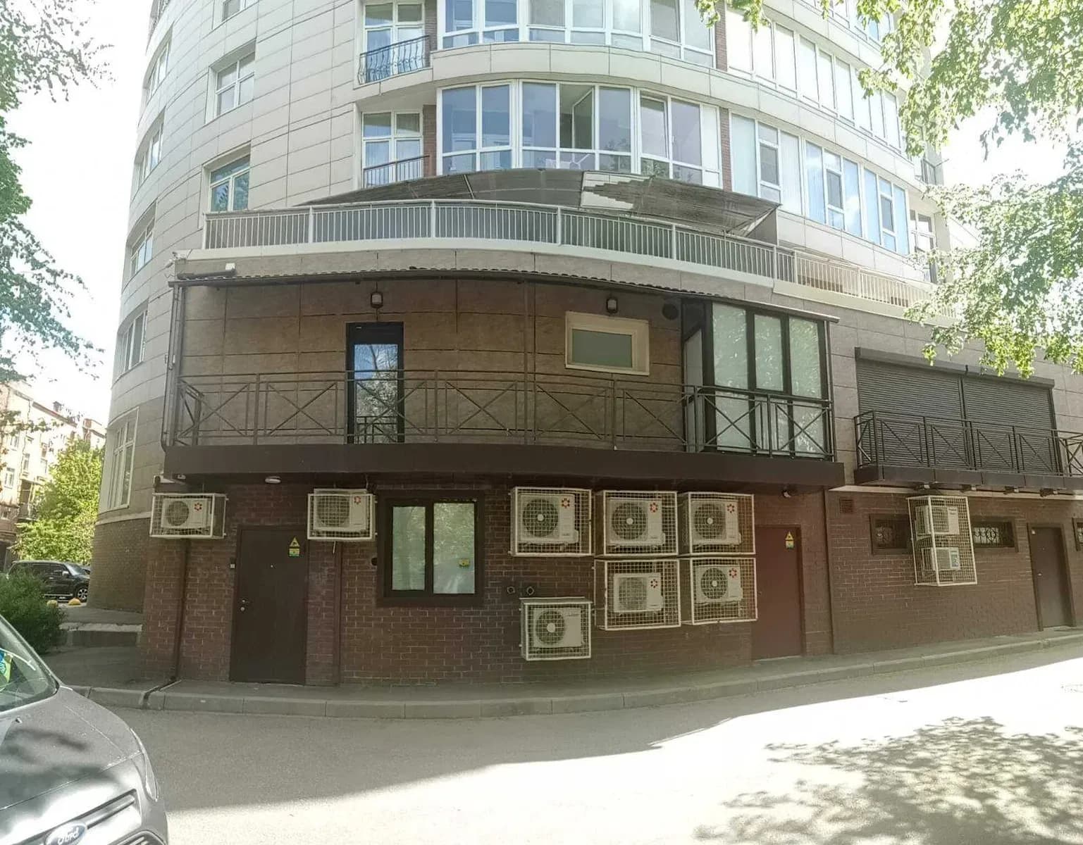 Офіс у ЖК Схід-Захід: метро «Наукова» 5 хв пішки, укриття