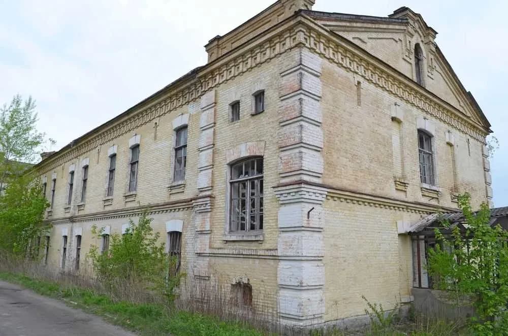 Комплекс «Царські казарми», Білокриниця: 7 будівель, 3 км до Кременця - фото 3