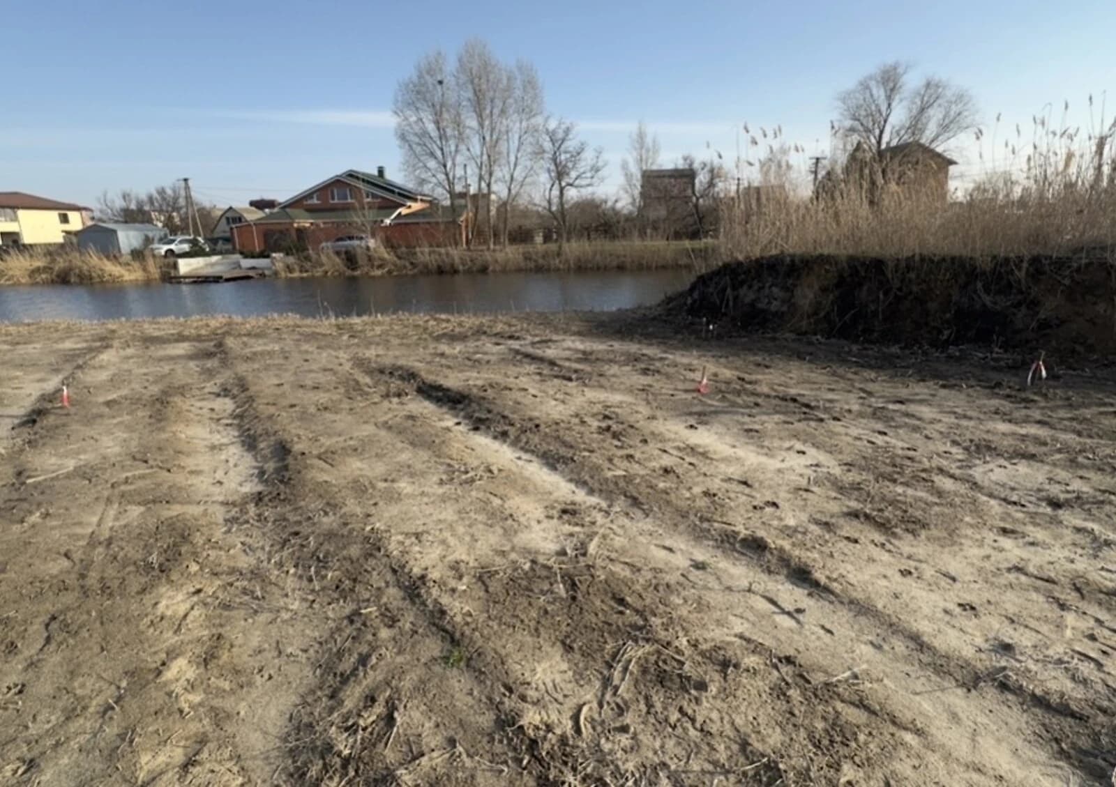 Ділянка 17 соток, Підгороднє: під житлову забудову, природне озеро - фото 2