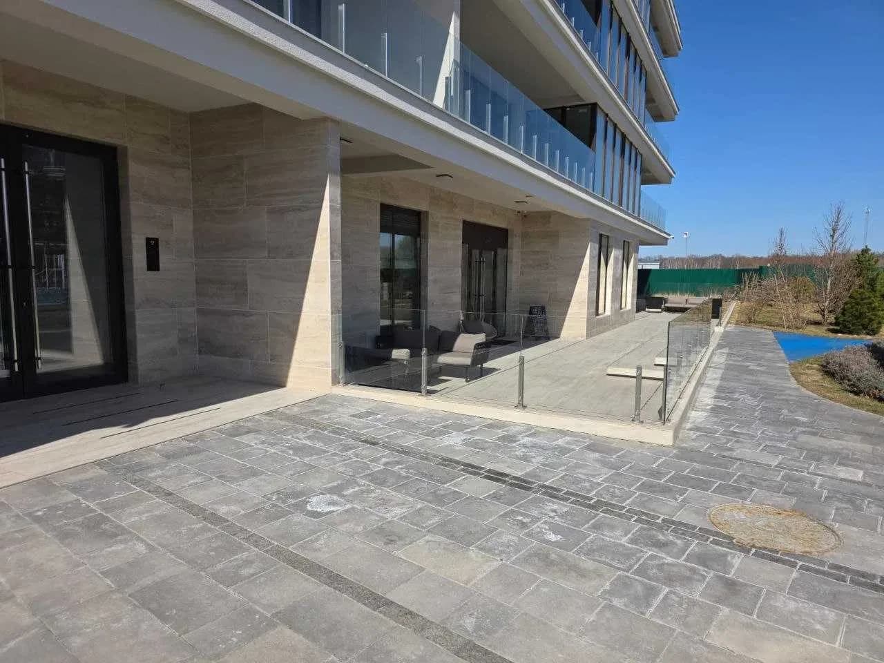 3-кімнатна квартира у ЖК Park Lake City: тераса, вид на озеро - фото 5