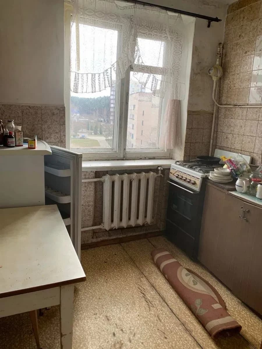 3-кімнатна квартира, Славута: газова колонка, централізоване опалення - фото 1