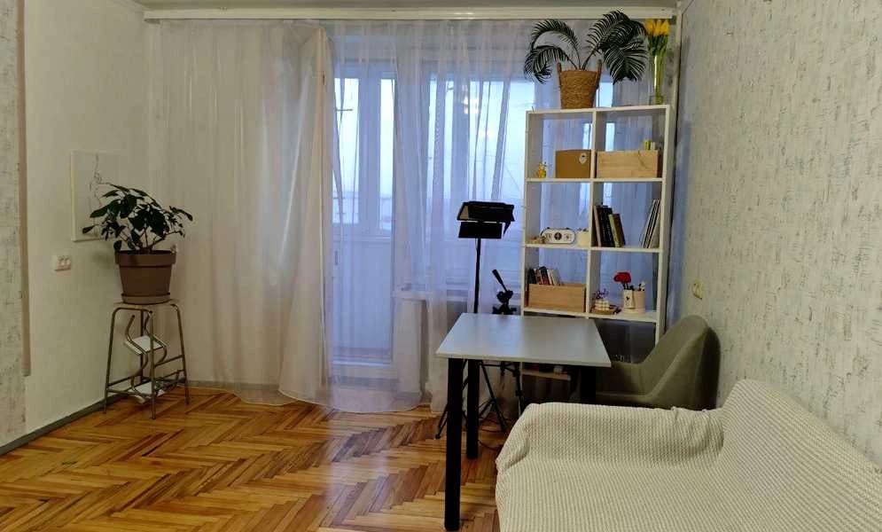 1-кімнатна квартира, Дніпровський: вода та інтернет автономні - фото 1