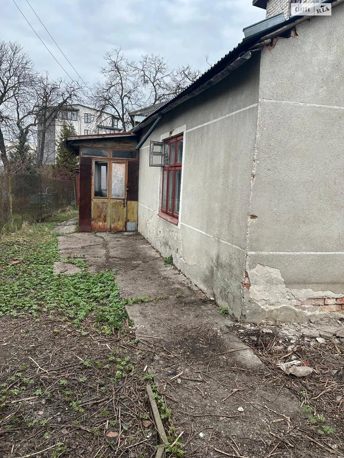 Частина будинку, Старий парк: ділянка, 2 спальні, гараж у дворі - фото 1
