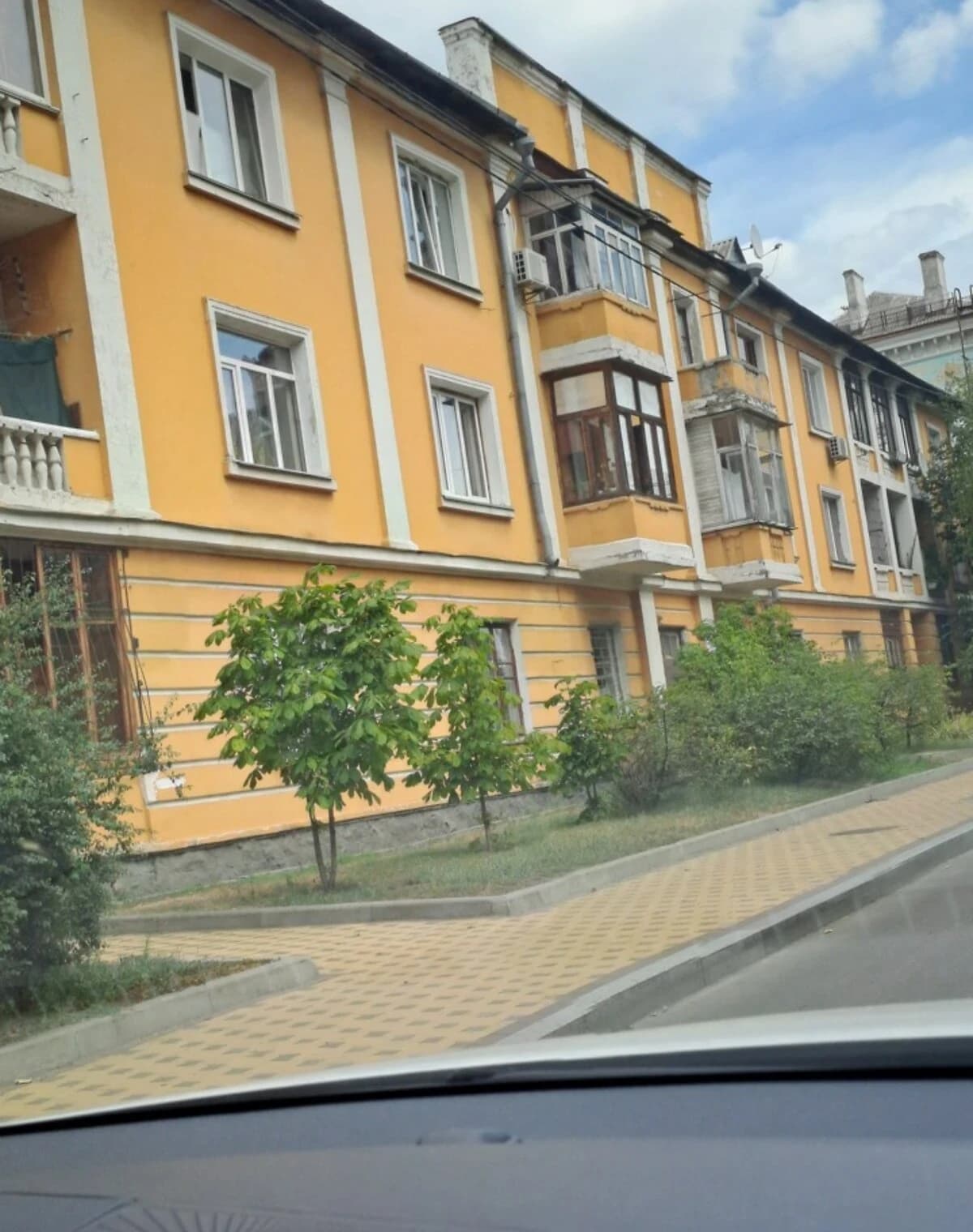3-кімнатна квартира, ДВРЗ: косметичний ремонт, метро Чернігівська - фото 1