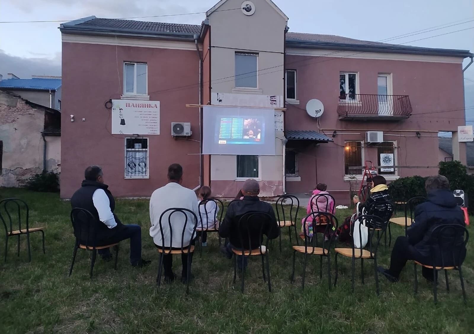 Приміщення, Козова: фасадне, кондиціонер, відкрита стоянка - фото 5