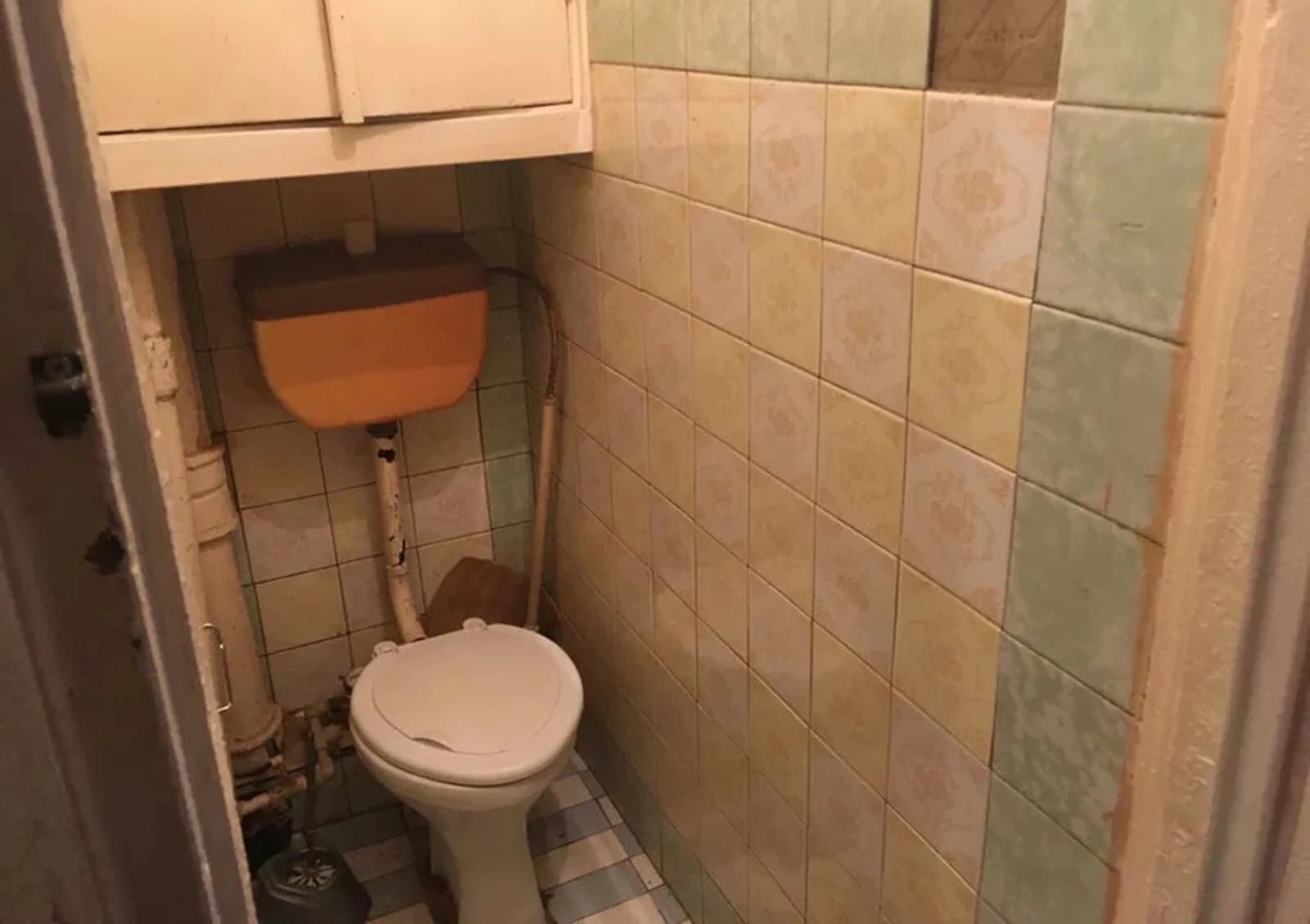 3-кімнатна квартира, вул. Амосова: потребує ремонту, балкон або лоджія - фото 4