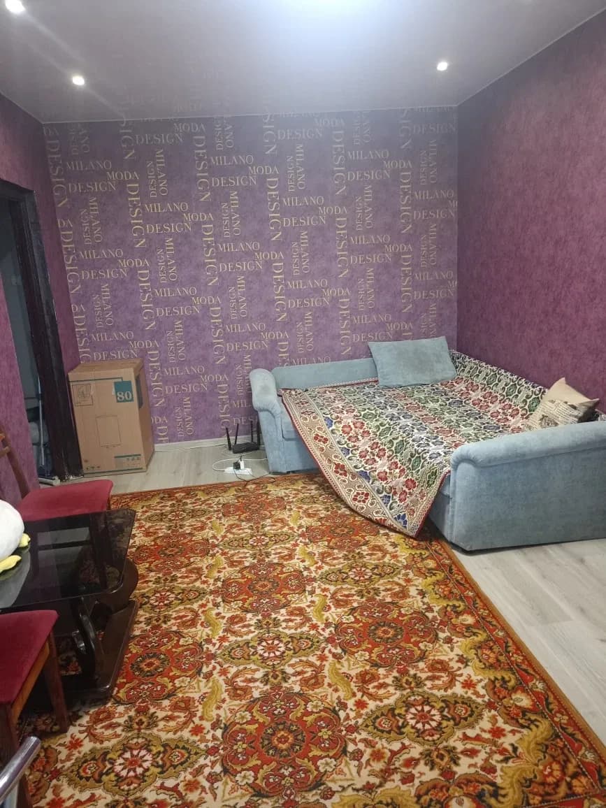 Кімната, Троєщина, Київ: сонячні батареї, ліфт та інтернет - фото 2