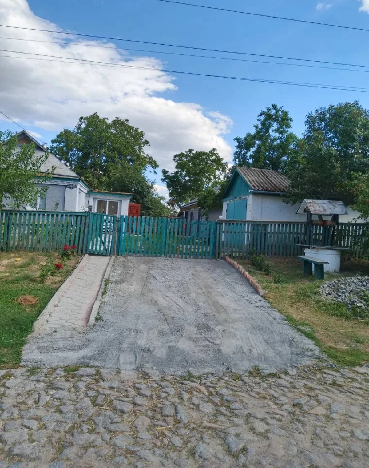 Будинок, Паланка: сад, твердопаливний котел, цегляні стіни - фото 4
