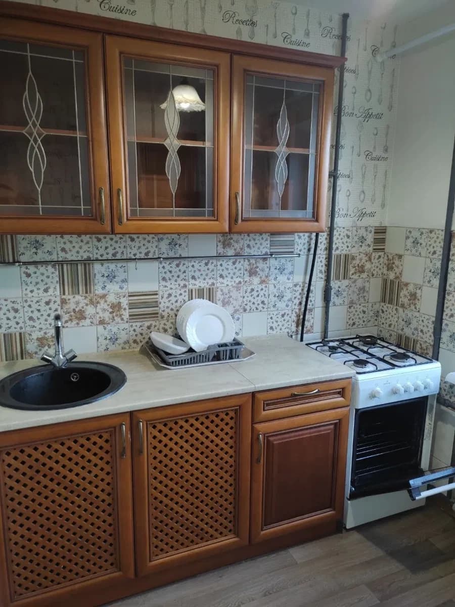 2-кімнатна квартира, Оболонський: метро Оболонь 5 хв, газ, укриття - фото 2