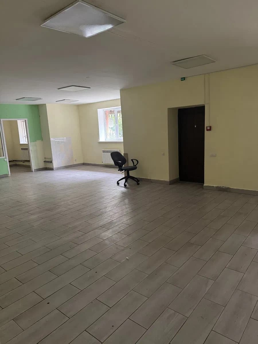 Приміщення, Рівне: окремі входи, пожежна сигналізація - фото 3